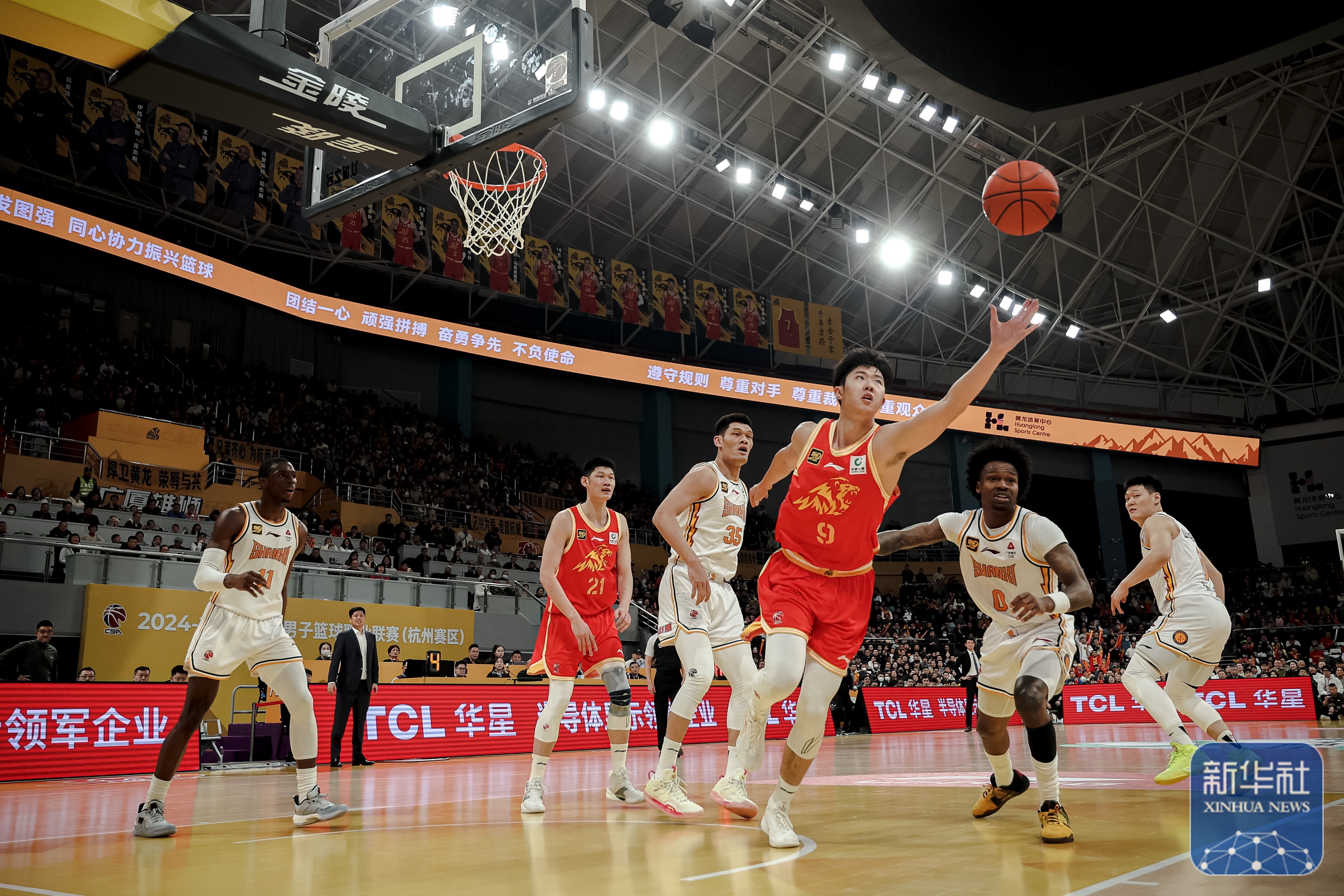 开云体育入口-浙江队内部会议纪要流出：国际比赛日迎来里程碑，CBA常规赛使命明确，赛季目标并未改变的简单介绍